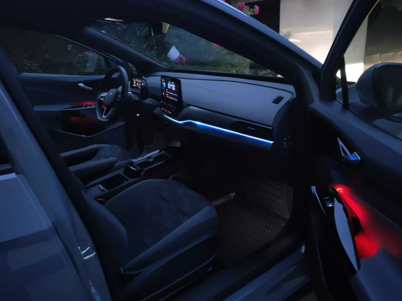 VW ID.4, снимка 10 - Автомобили и джипове - 52182298