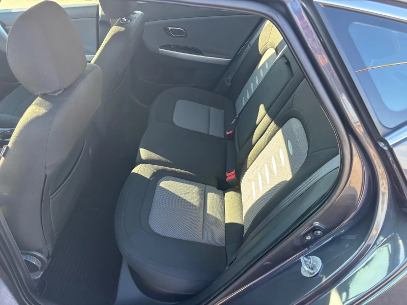 Kia Ceed, снимка 9 - Автомобили и джипове - 52214348