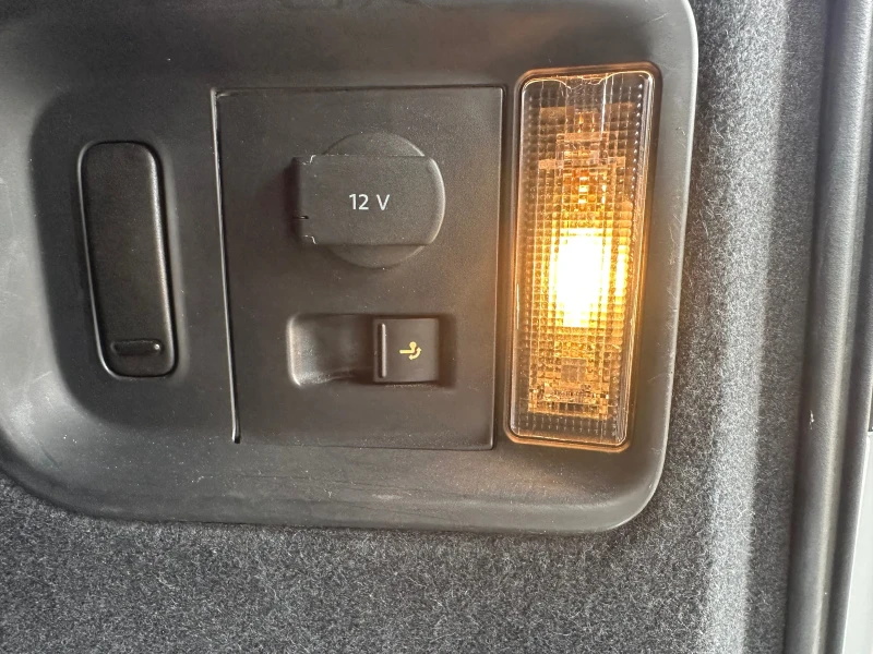 VW Sharan 2.0-TDI-150k.c-FACE-EURO 6, снимка 16 - Автомобили и джипове - 52285780