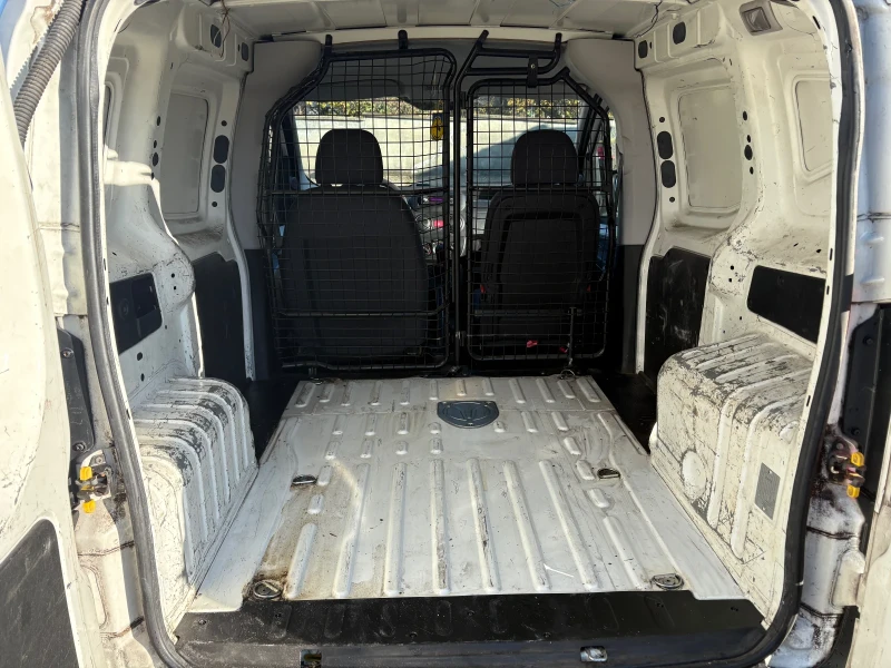 Peugeot Bipper 1.3d 75hp Италия, снимка 14 - Автомобили и джипове - 52525871