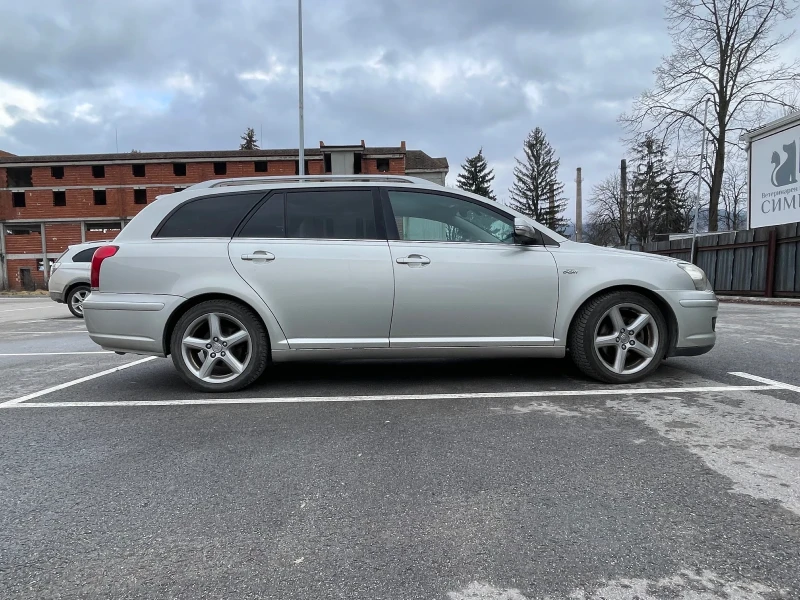 Toyota Avensis, снимка 5 - Автомобили и джипове - 53295568