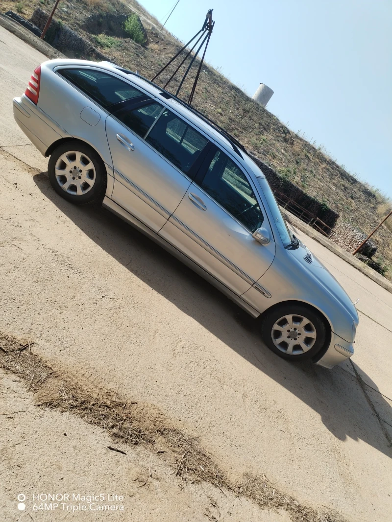 Mercedes-Benz C 220, снимка 5 - Автомобили и джипове - 53439863