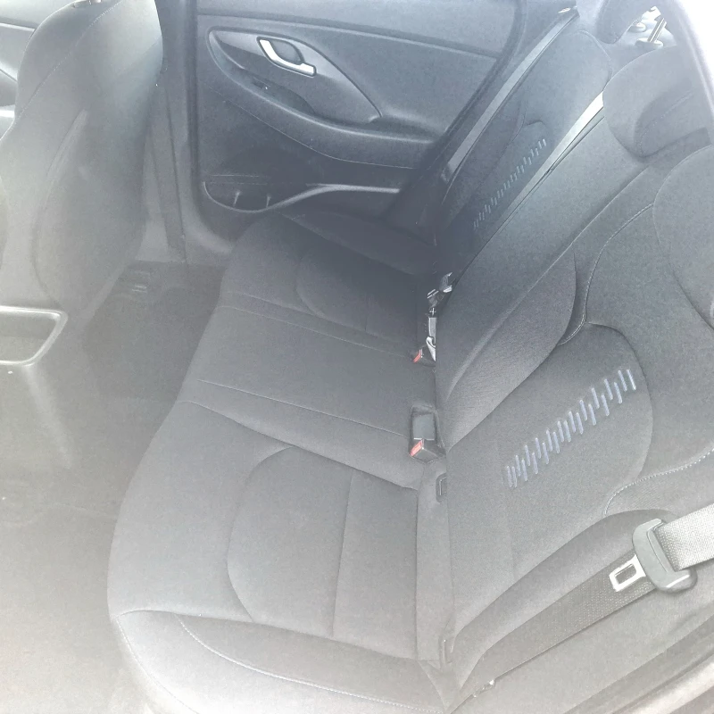 Hyundai I30 1.6crdi, снимка 14 - Автомобили и джипове - 53526491