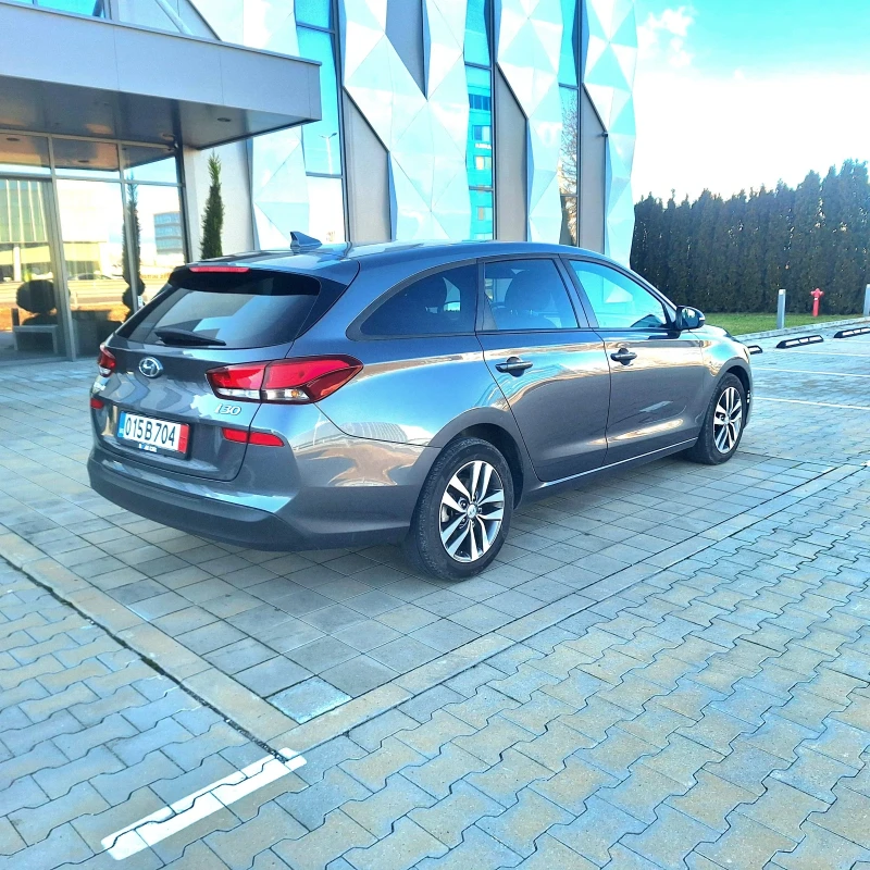 Hyundai I30 1.6crdi, снимка 4 - Автомобили и джипове - 53526491