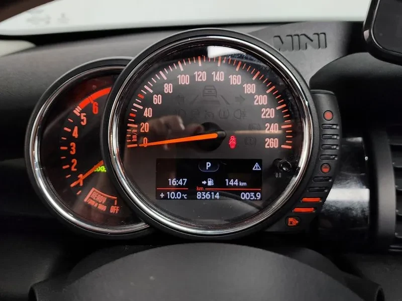 Mini Cooper High 3Rd Generation, снимка 8 - Автомобили и джипове - 55901323
