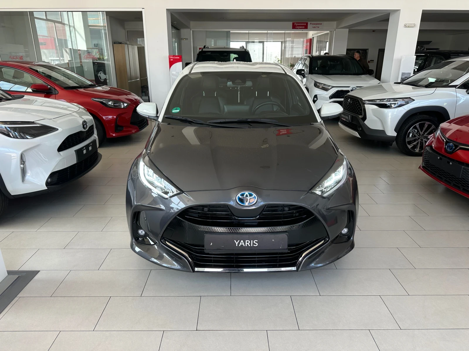 Toyota Yaris Bitone, Head-up , снимка 1