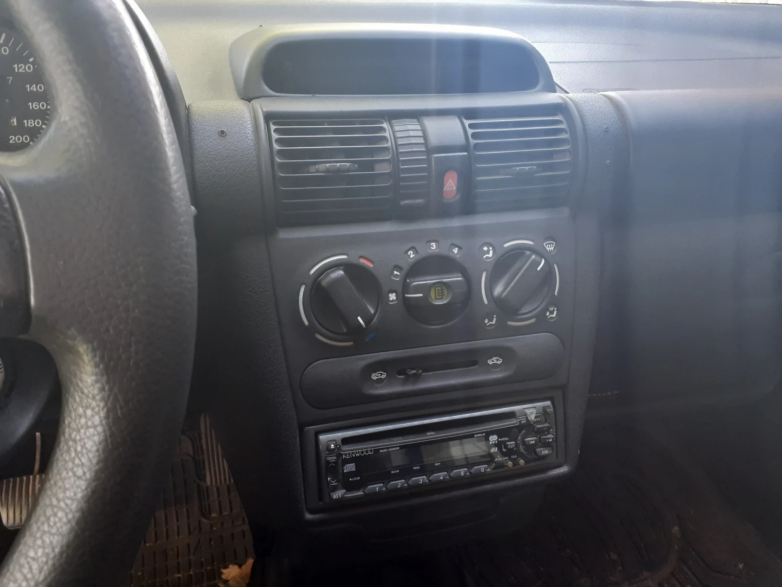 Opel Corsa 1.2 -127 000 км наличен КАТАЛИЗАТОР  - изображение 10