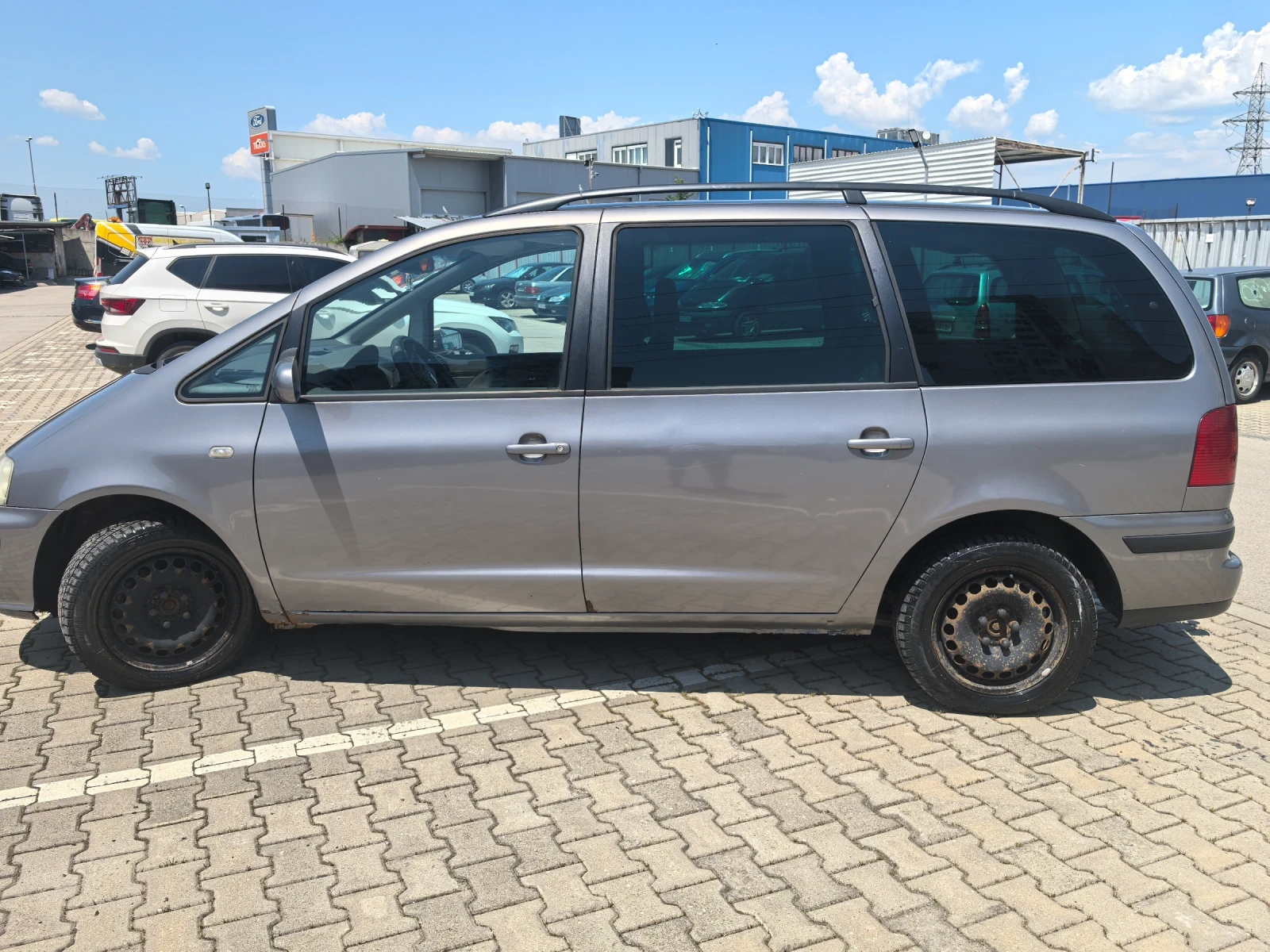 Seat Alhambra  - изображение 2