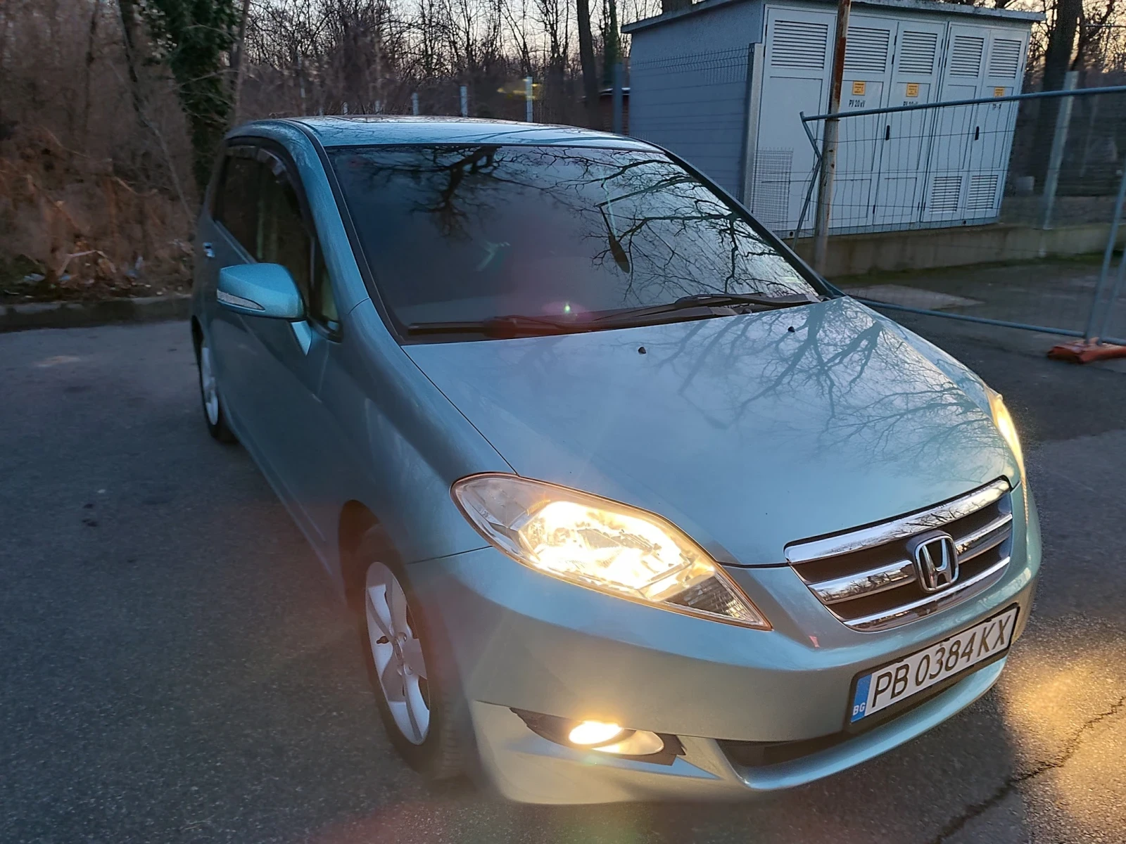 Honda Fr-v 2.0 Executive - изображение 2