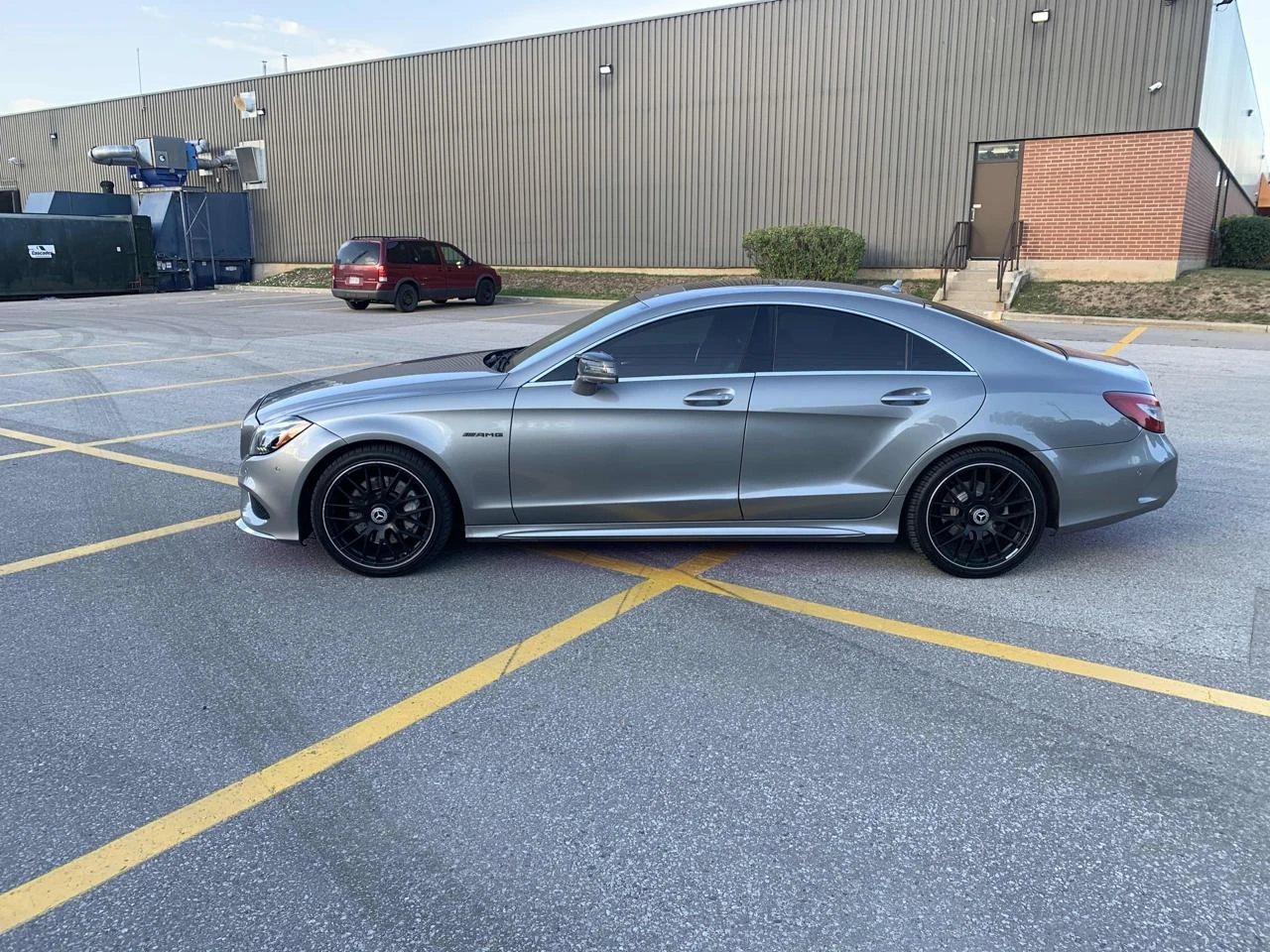 Mercedes-Benz CLS 400 4MATIC* AMG-pack* LED Multibeam* Harman/K* 360*  - изображение 3