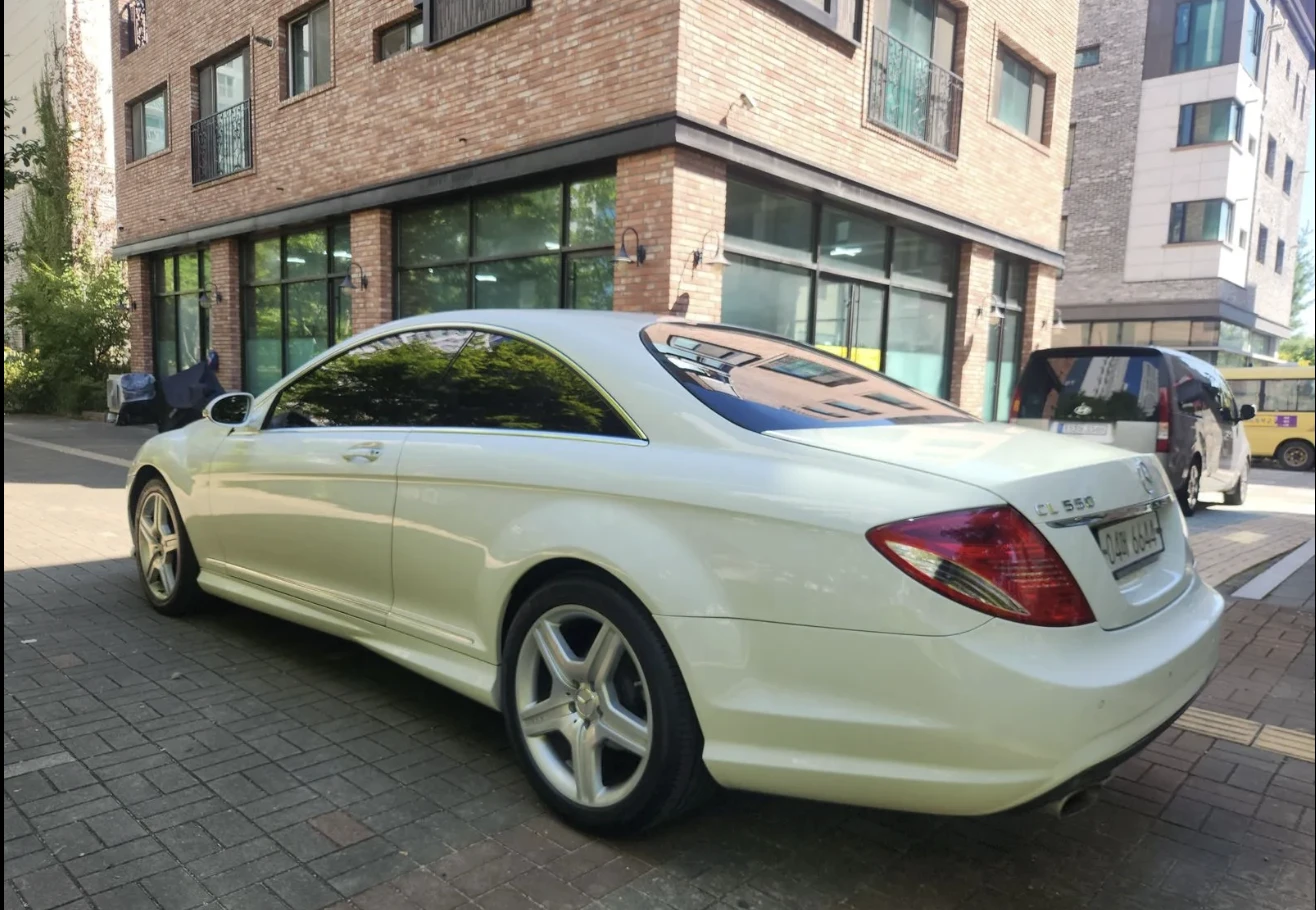 Mercedes-Benz CL 500 AMG* PACK* HARMON* KARDON* ПОДГРЕВ* ОБДУХВАНЕ* МАС - изображение 6