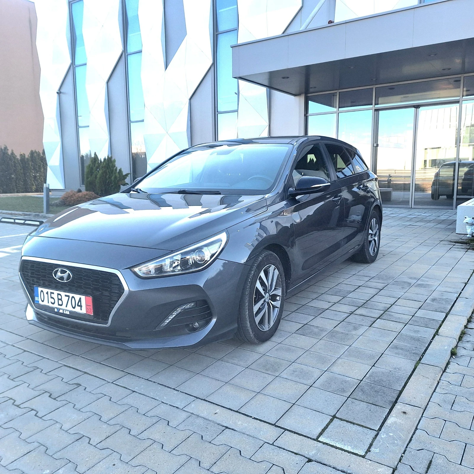Hyundai I30 1.6crdi, снимка 2 - Автомобили и джипове - 53613736