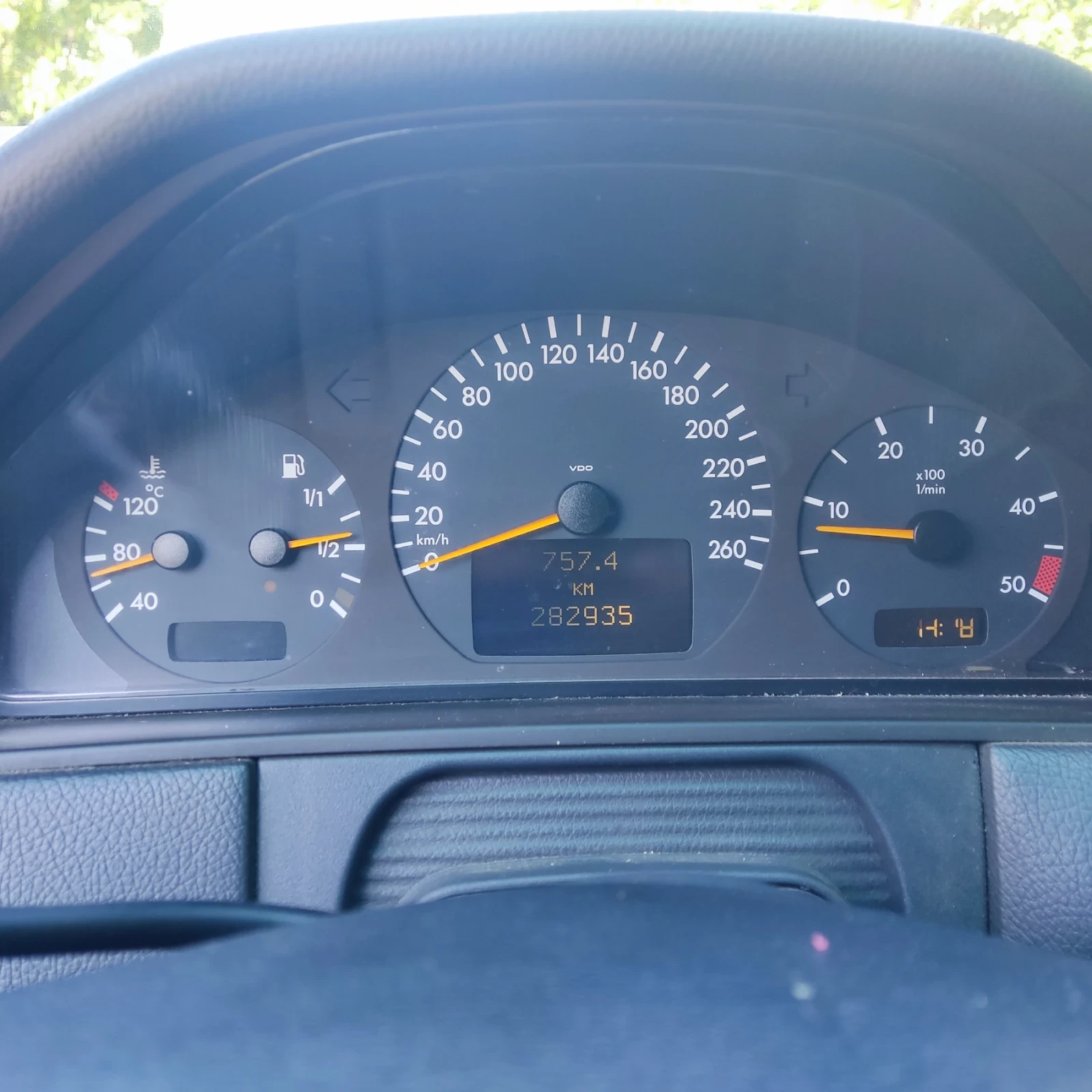 Mercedes-Benz E 220 | Mobile.bg � ����������� 2