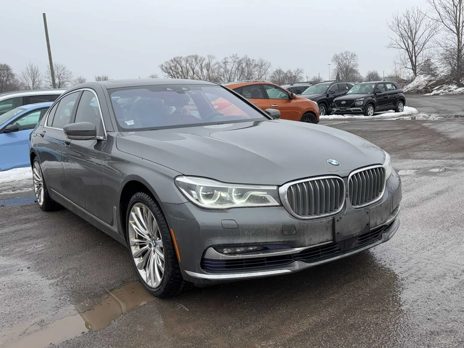 BMW 750 Li xDrive С РЕГИСТРАЦИЯ & АВТО КРЕДИТ 