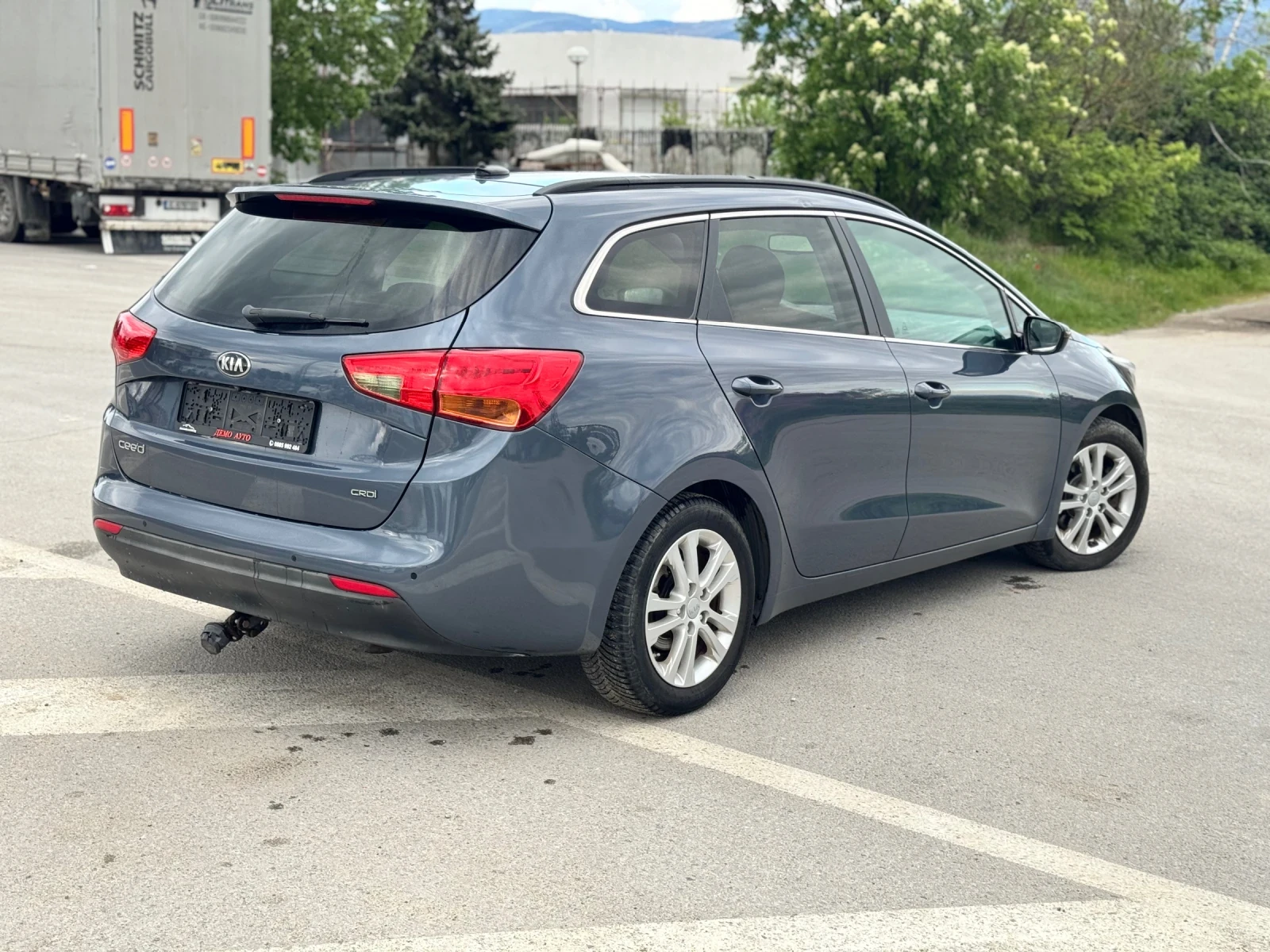 Kia Ceed 1.6d АВТОМАТ, снимка 8 - Автомобили и джипове - 54390229