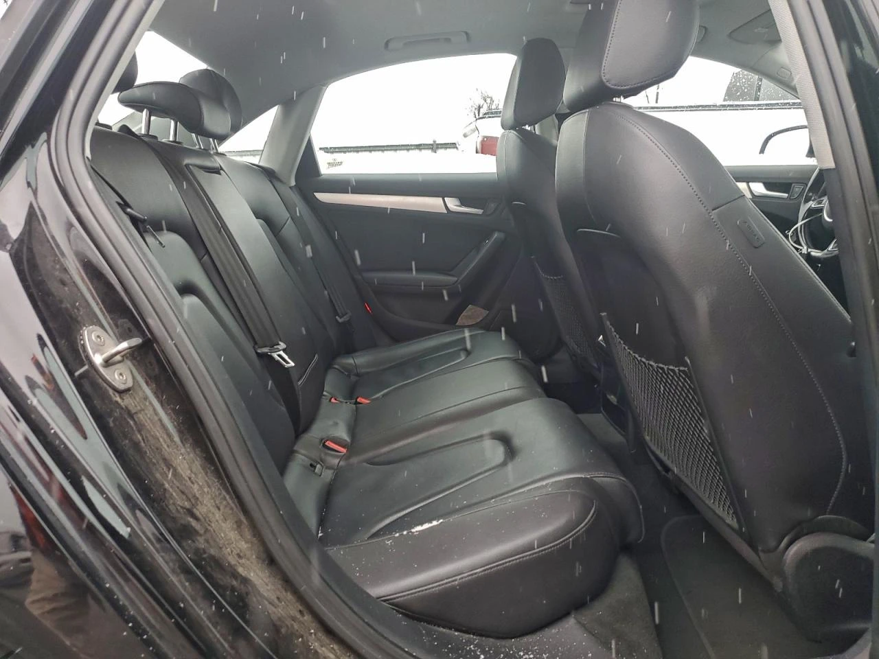 Audi A4 2.0l Premium S-Line, снимка 10 - Автомобили и джипове - 54430336