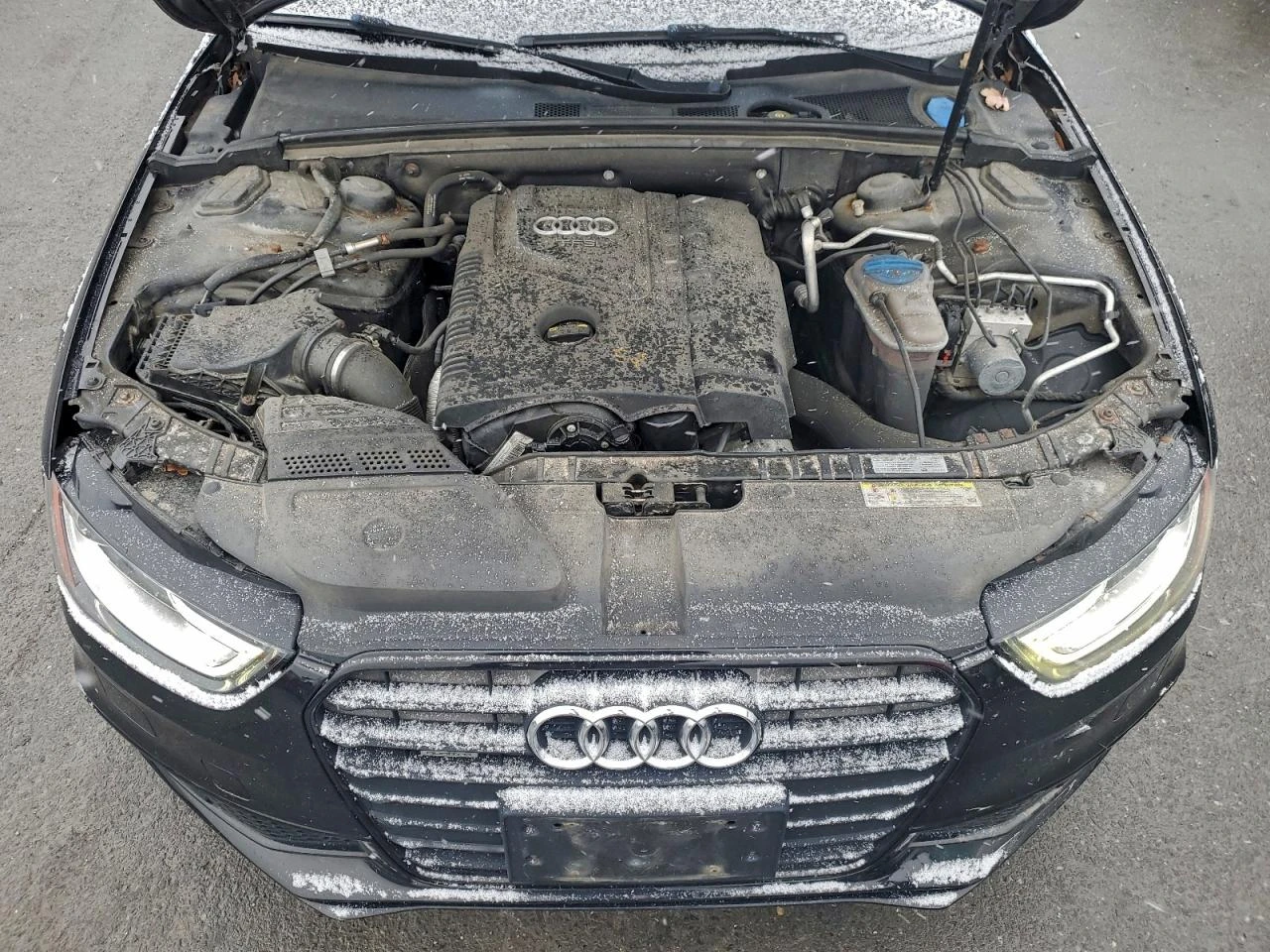 Audi A4 2.0l Premium S-Line, снимка 11 - Автомобили и джипове - 54430336