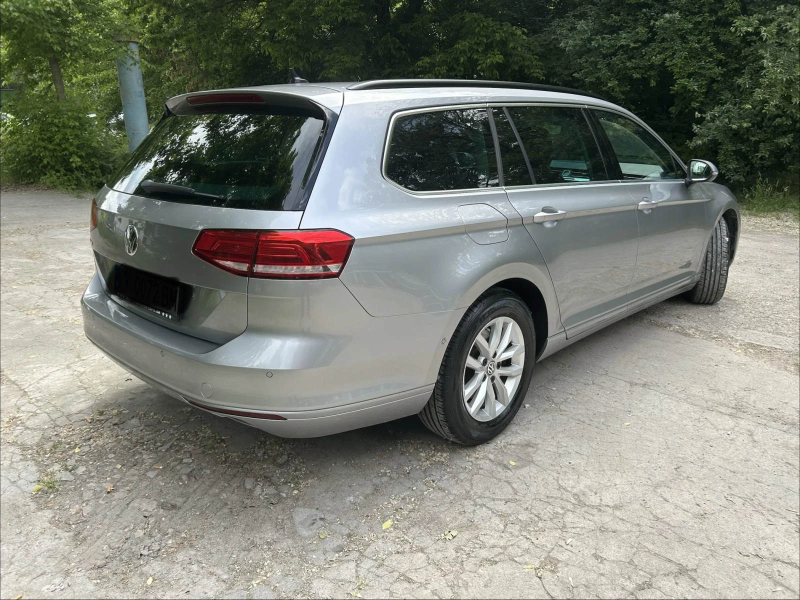 VW Passat Variant, снимка 2 - Автомобили и джипове - 54597839