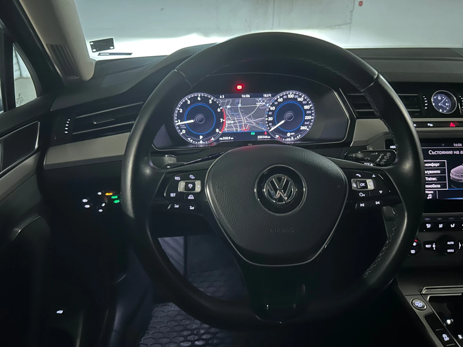 VW Passat Variant, снимка 6 - Автомобили и джипове - 54597839