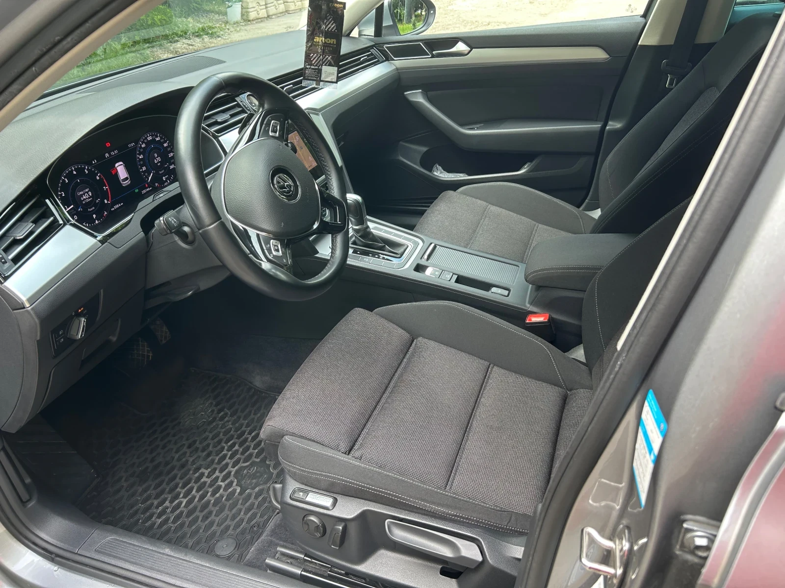 VW Passat Variant, снимка 7 - Автомобили и джипове - 54597839