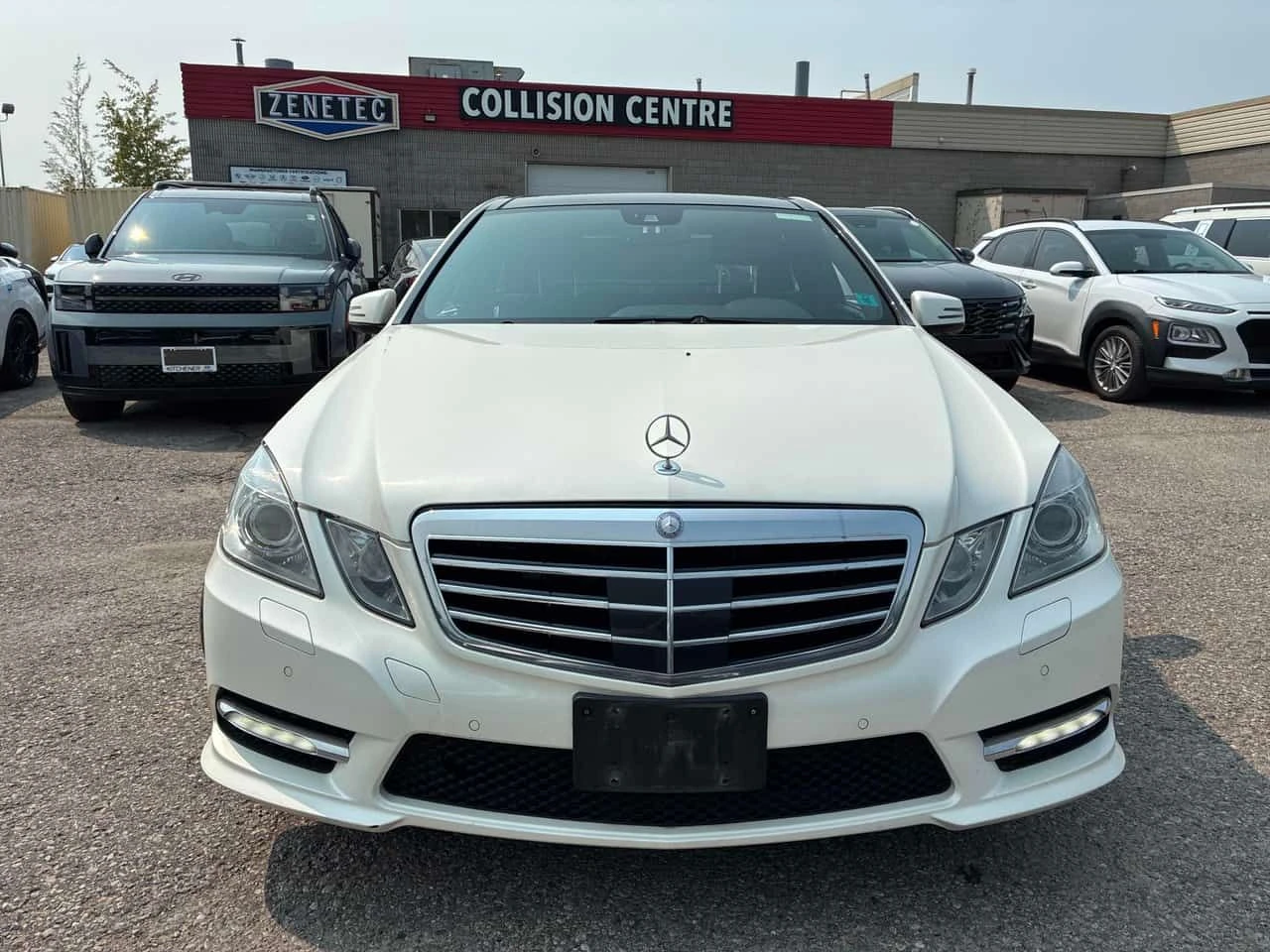 Mercedes-Benz E 350 * АВТОКРЕДИТ * ГЛАВНО ПРЕДСТАВИТЕСТВО * , снимка 2 - Автомобили и джипове - 55455508