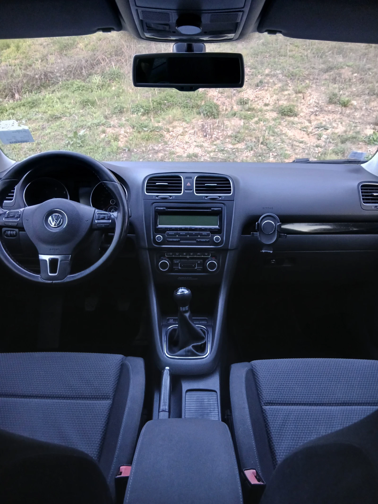 VW Golf 2.0TDI, снимка 8 - Автомобили и джипове - 55805191