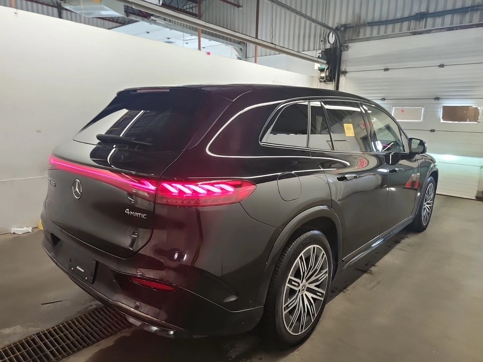 Mercedes-Benz EQS * 450 * АВТОКРЕДИТ БЕЗ ПЪРВОНАЧАЛНА ВНОСКА* , снимка 3 - Автомобили и джипове - 55958289