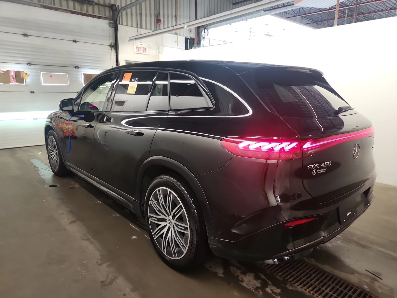 Mercedes-Benz EQS * 450 * АВТОКРЕДИТ БЕЗ ПЪРВОНАЧАЛНА ВНОСКА* , снимка 4 - Автомобили и джипове - 55958289