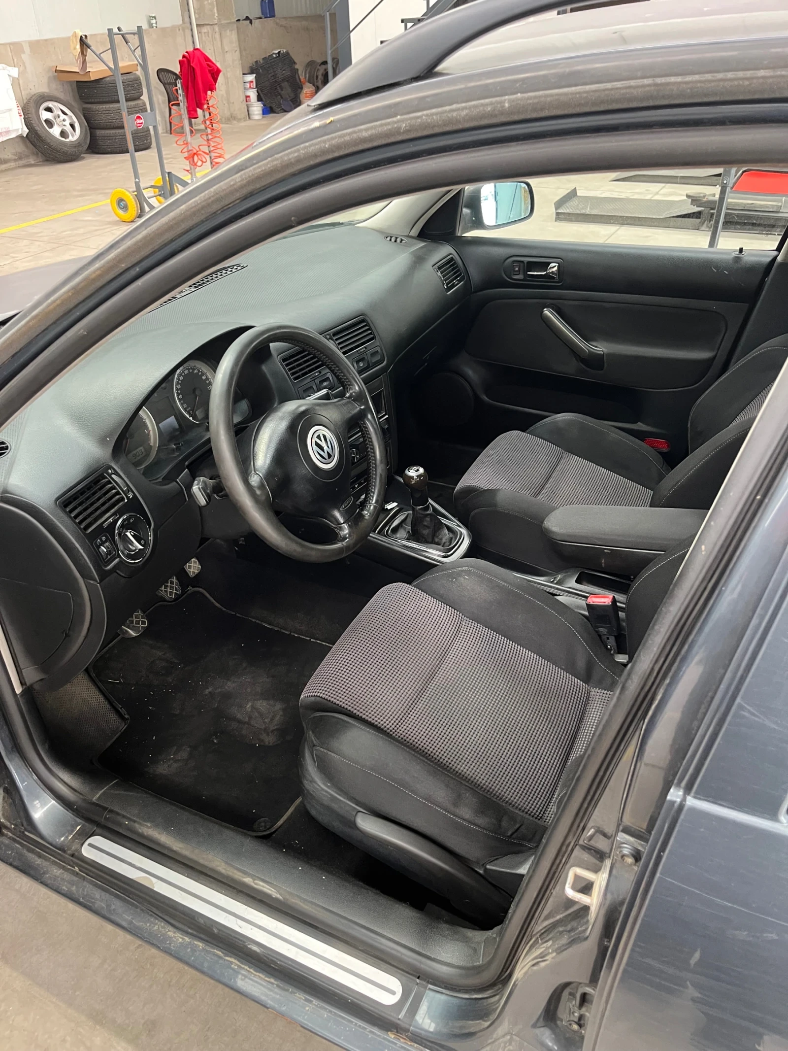VW Bora 1.9 TDI 4x4, снимка 5 - Автомобили и джипове - 56148408