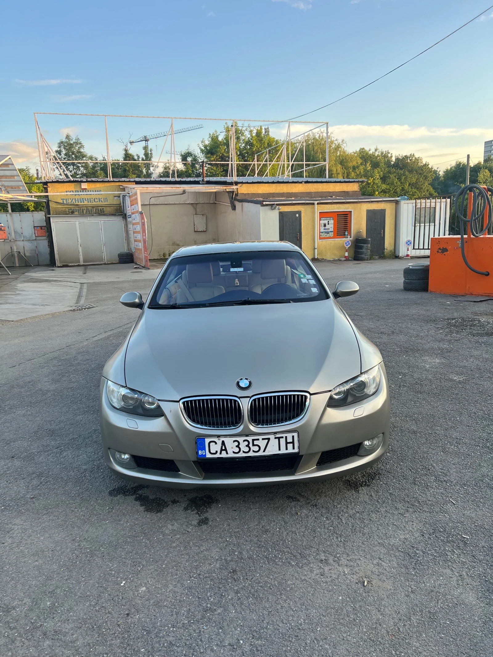 BMW 335, снимка 6 - Автомобили и джипове - 56180889
