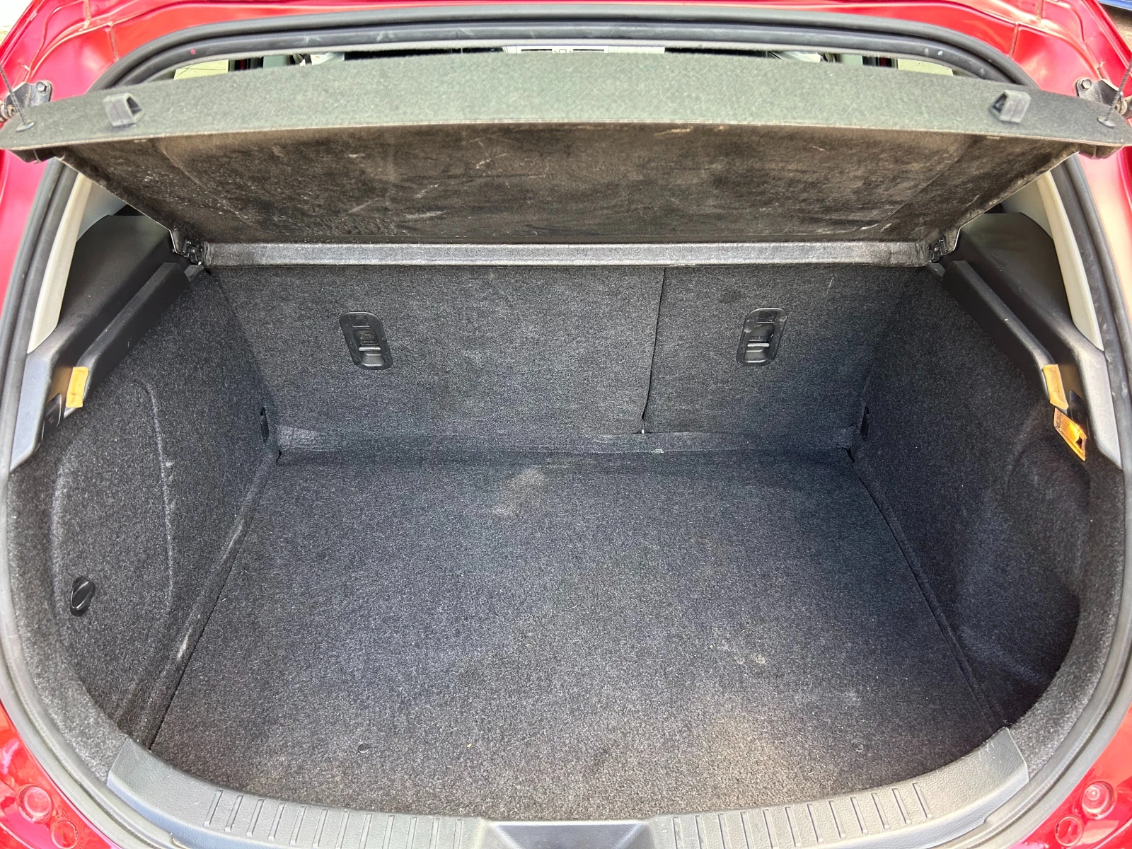 Mazda 3, снимка 8 - Автомобили и джипове - 56553694