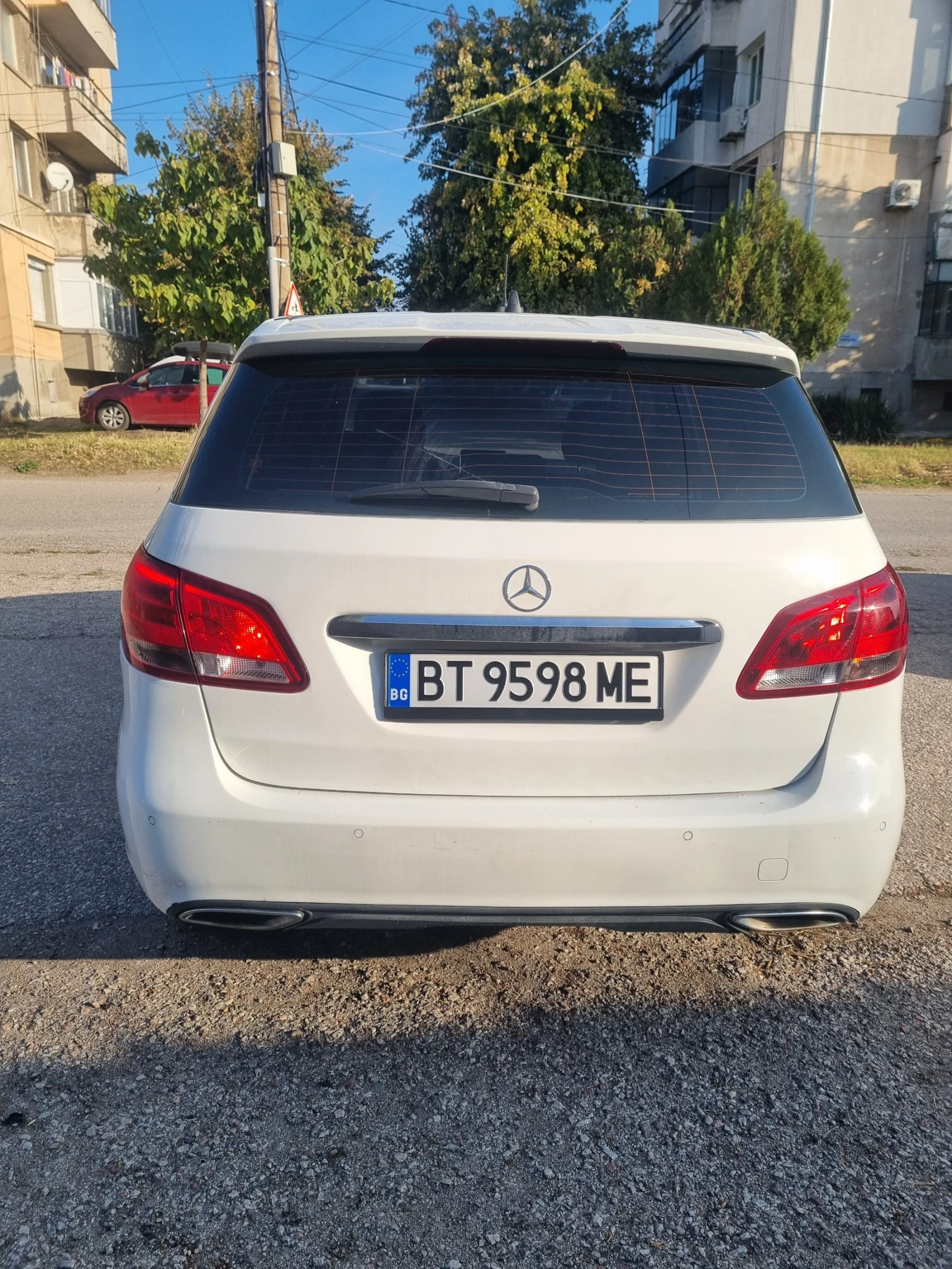 Mercedes-Benz B 220 2.2 CDI, снимка 2 - Автомобили и джипове - 56633000