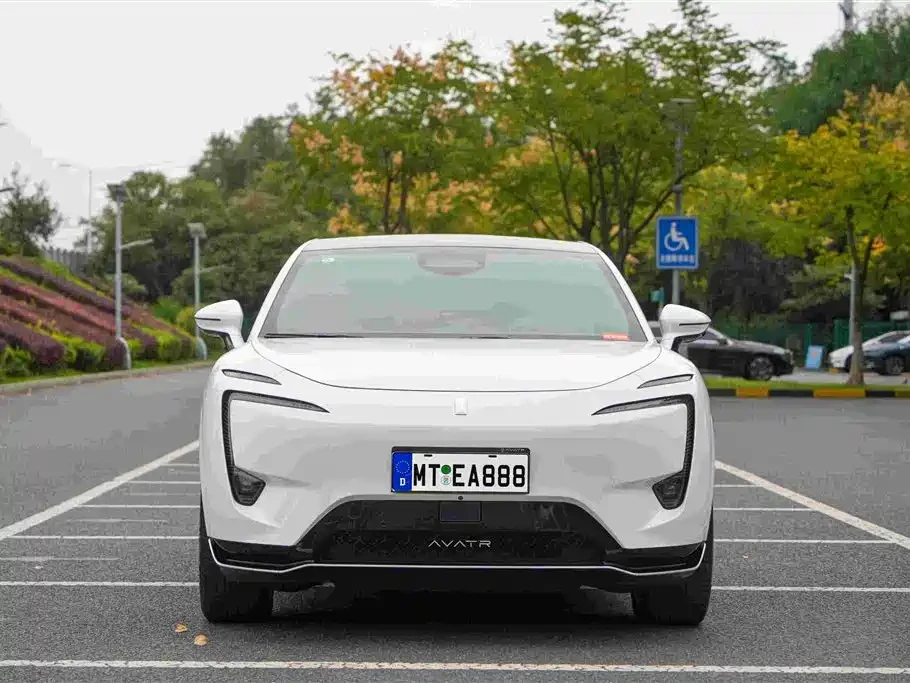 Avatr 11 2022 Long Range Dual Motor Luxury Edition 5-seater | Mobile.bg � ����������� 6
