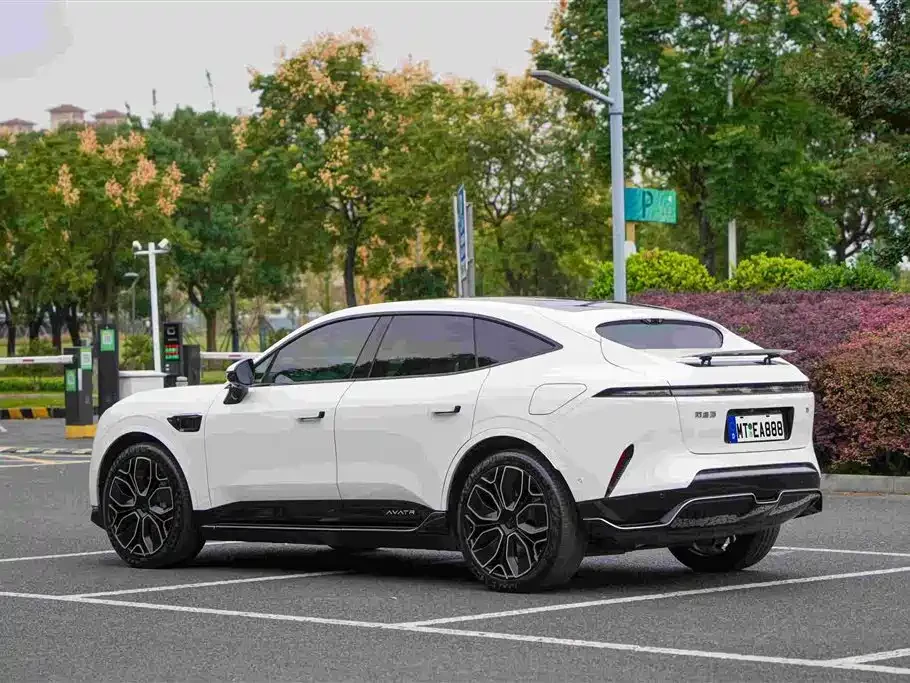 Avatr 11 2022 Long Range Dual Motor Luxury Edition 5-seater | Mobile.bg � ����������� 4