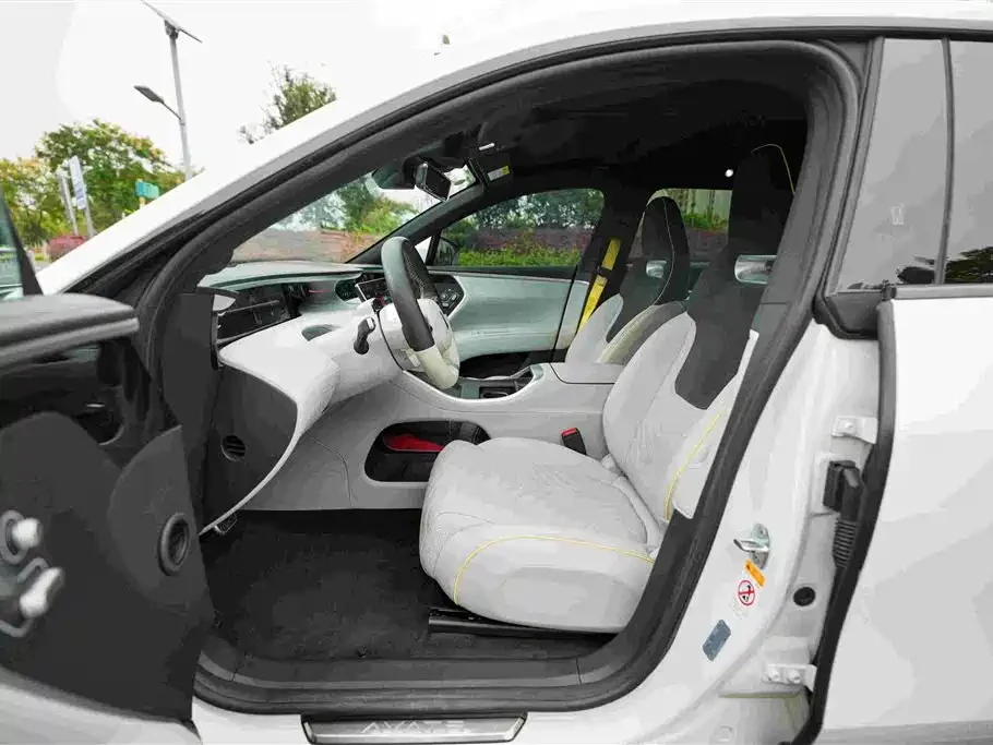 Avatr 11 2022 Long Range Dual Motor Luxury Edition 5-seater | Mobile.bg � ����������� 12