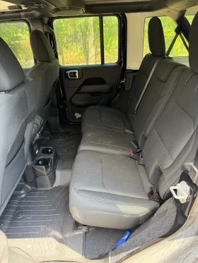 Jeep Wrangler 2.0 Sahara, снимка 12