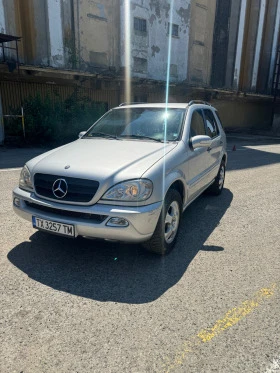  Mercedes-Benz ML 270