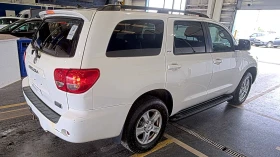 Обява за продажба на Toyota Sequoia ~29 400 лв. - изображение 3