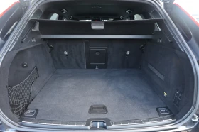 Volvo XC60 T6 AWD R-Design AIR KeyGO Memory Distr KAM Lane  - 25500 € / 49873.67 лв. - 98918897 9