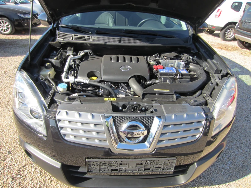 Nissan Qashqai 4X4 2.0/150к.с., снимка 17 - Автомобили и джипове - 47810667