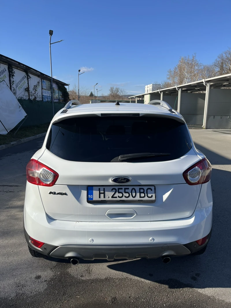 Ford Kuga 2.0 TDCi (140 кс) 4x4 Automatic, снимка 14 - Автомобили и джипове - 48117976