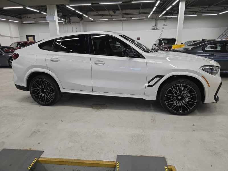 BMW X6 * Competition * CARFAX * БЕЗ ПЪРВОНАЧАЛНА ВНОСКА, снимка 3 - Автомобили и джипове - 52596666
