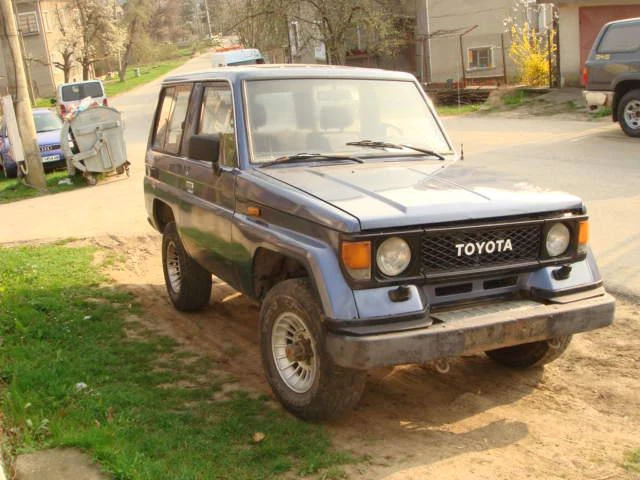 Toyota Land cruiser 2.4  2L-T, снимка 2 - Автомобили и джипове - 46834269