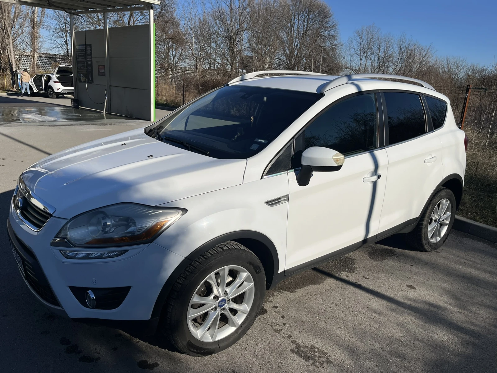 Ford Kuga 2.0 TDCi (140 кс) 4x4 Automatic - изображение 2