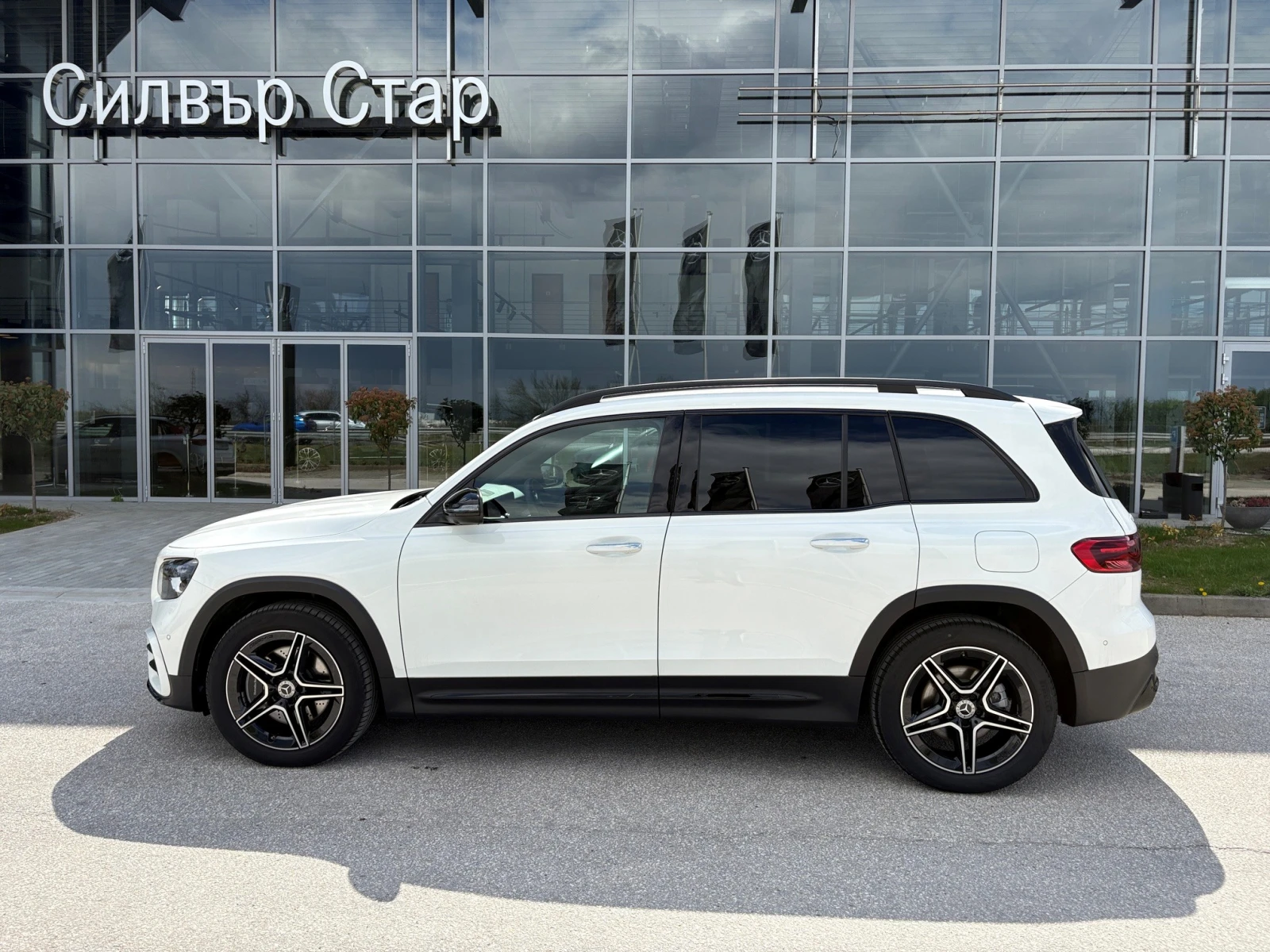 Mercedes-Benz GLB 220d 4MATIC 6+ 1 | Mobile.bg � ����������� 3