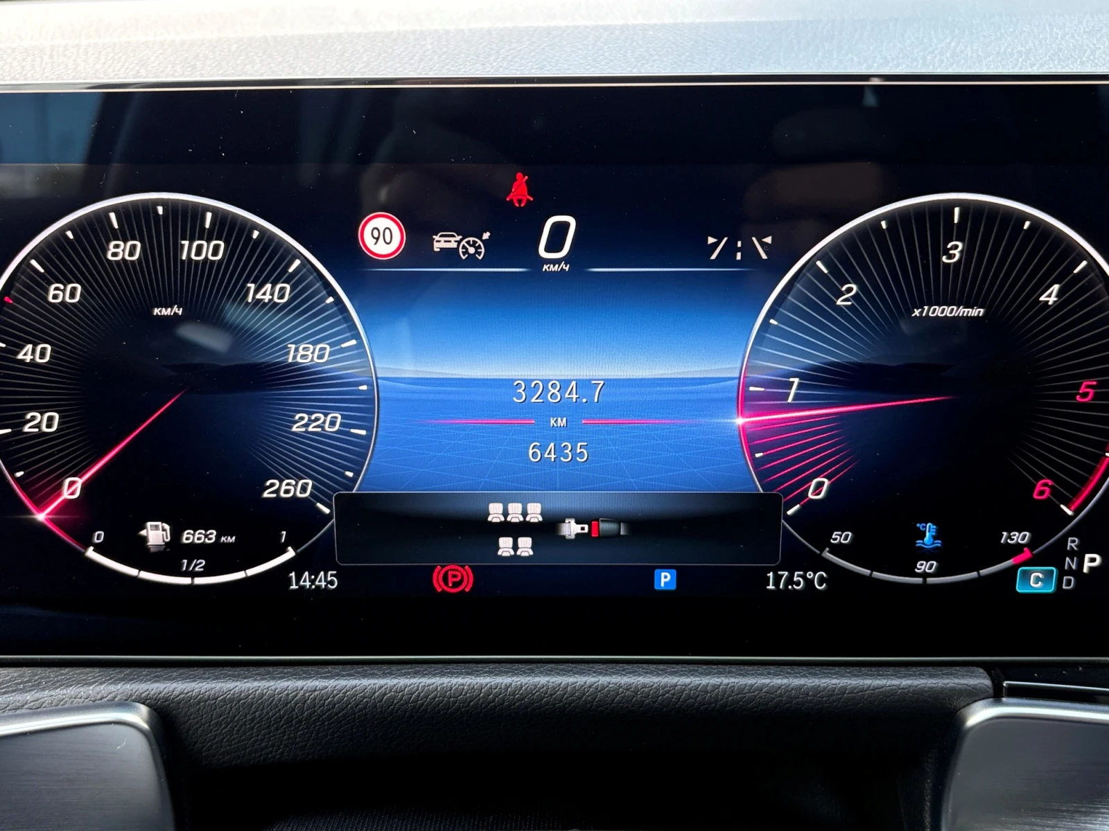 Mercedes-Benz GLB 220d 4MATIC 6+ 1 | Mobile.bg � ����������� 12