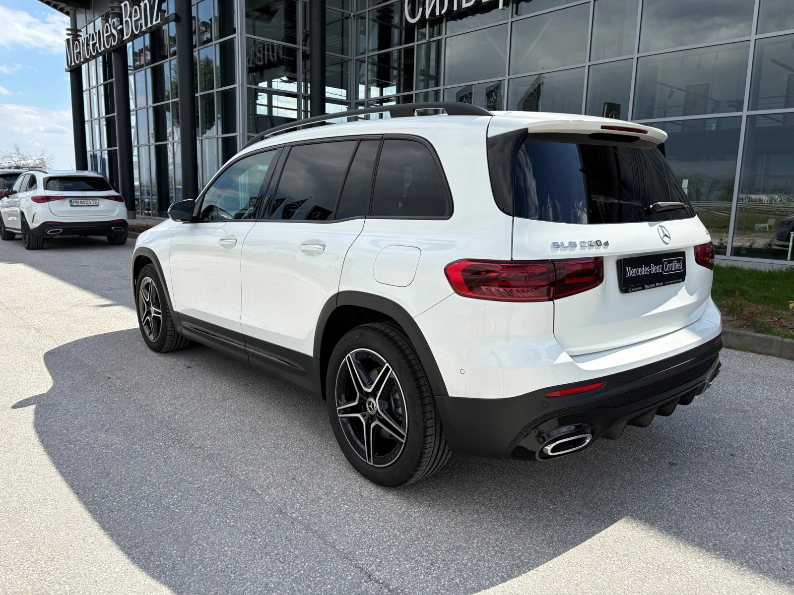 Mercedes-Benz GLB 220d 4MATIC 6+ 1 | Mobile.bg � ����������� 4