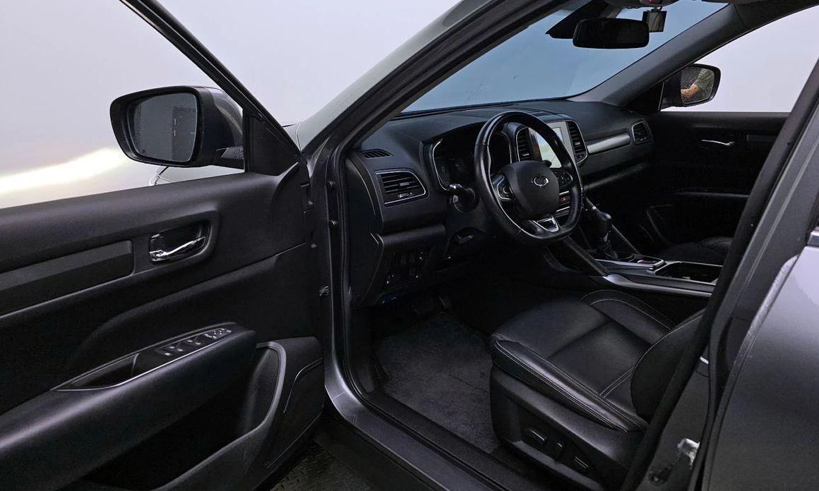 Renault Koleos 2.0 LPe LE 2WD  * НАЙ-ДОБРА ЦЕНА В БЪЛГАРИЯ*  - изображение 10