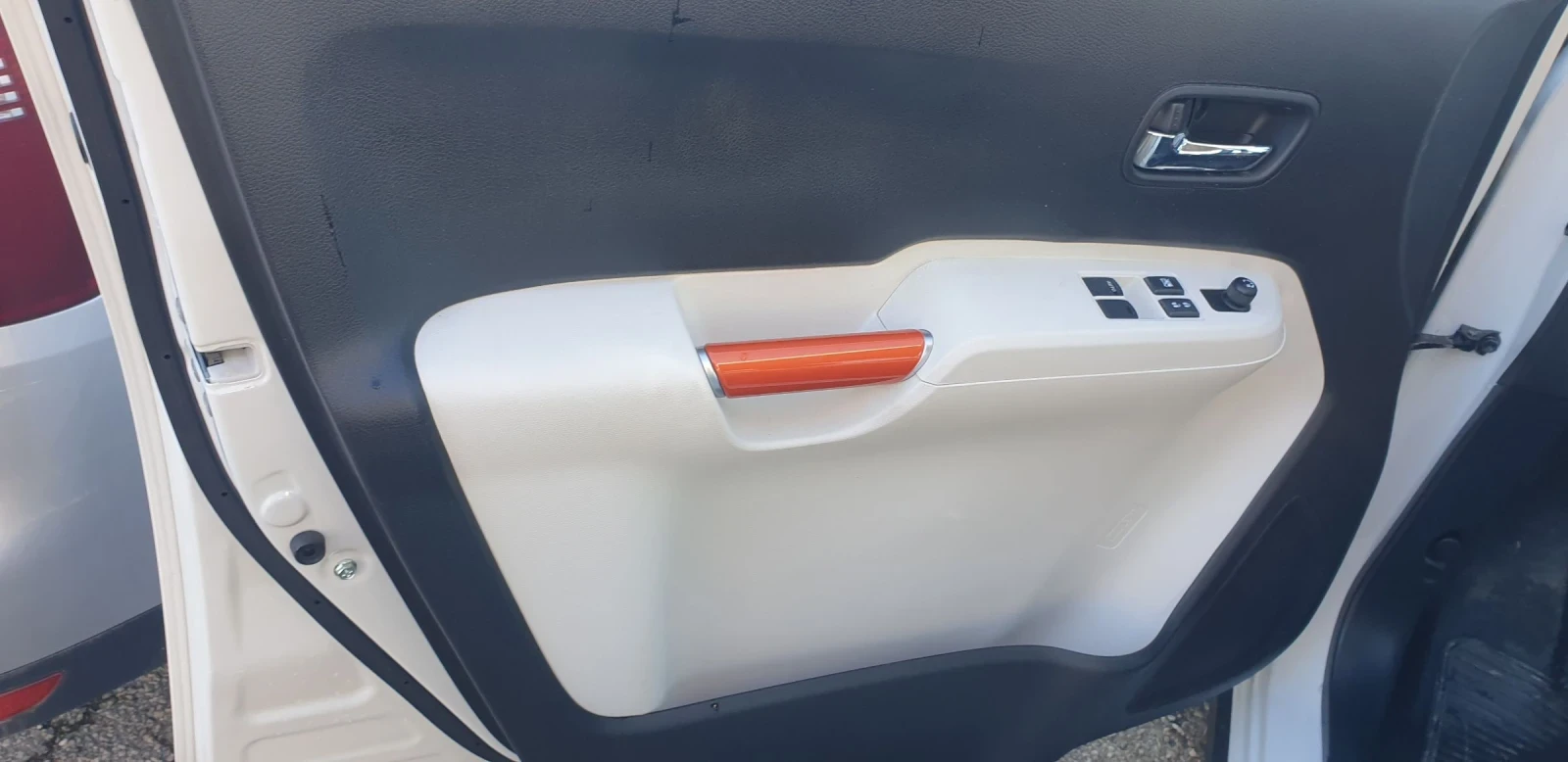 Suzuki Ignis 4�4, 3000�� | Mobile.bg � ����������� 9