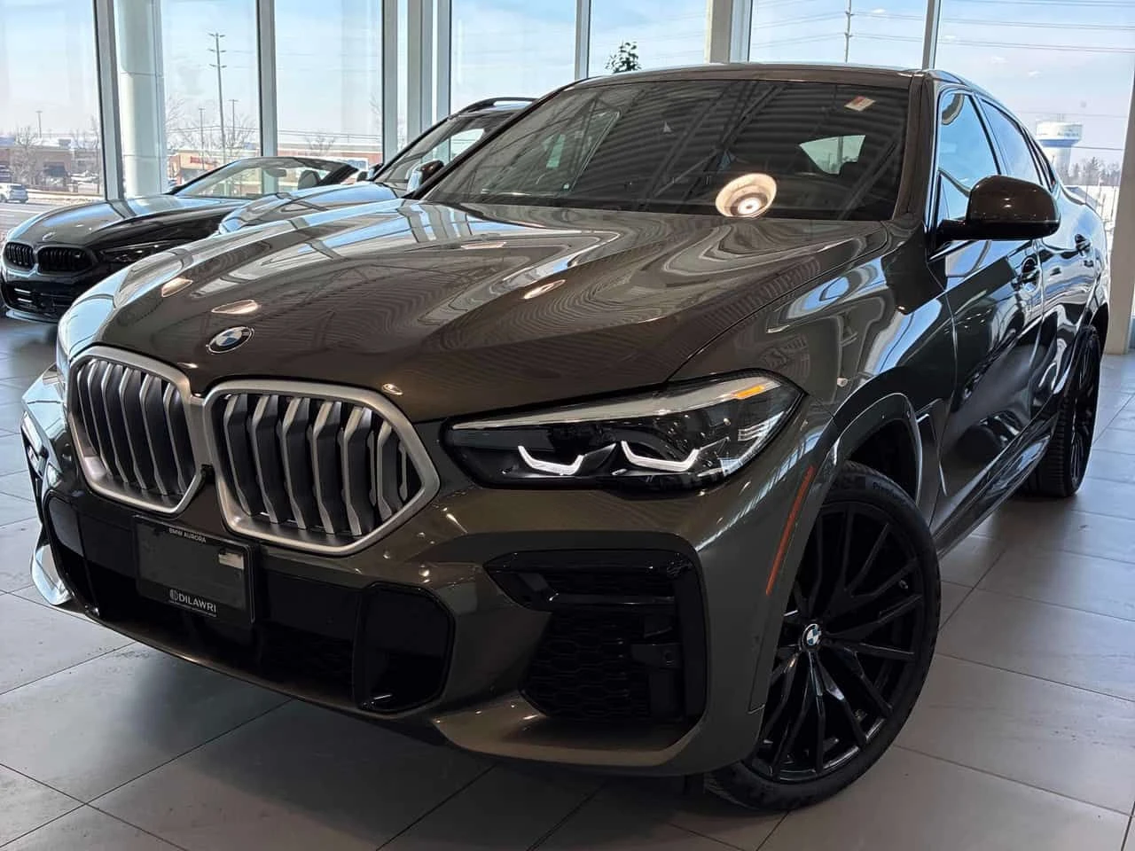 BMW X6 * xDrive40i М-пакет* DISTRONIC* 360* ОБДУХВАНЕ